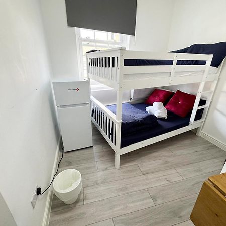 Willesden Green Budget Guesthouse Лондон Экстерьер фото