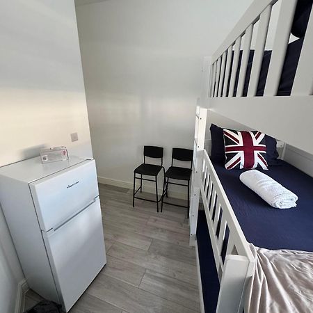 Willesden Green Budget Guesthouse Лондон Экстерьер фото