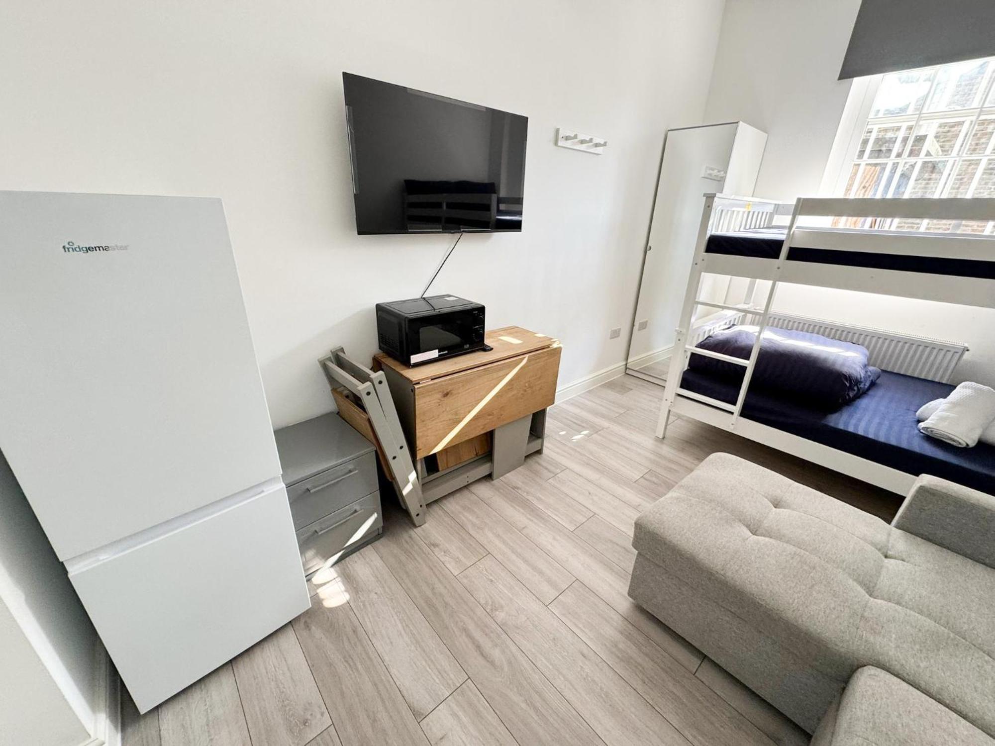 Willesden Green Budget Guesthouse Лондон Экстерьер фото